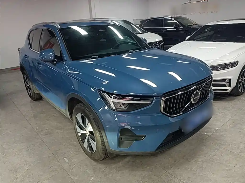 Volvo XC40 2023 B3 Zhiyuan Luxury Edition купить на сайте DeffCars