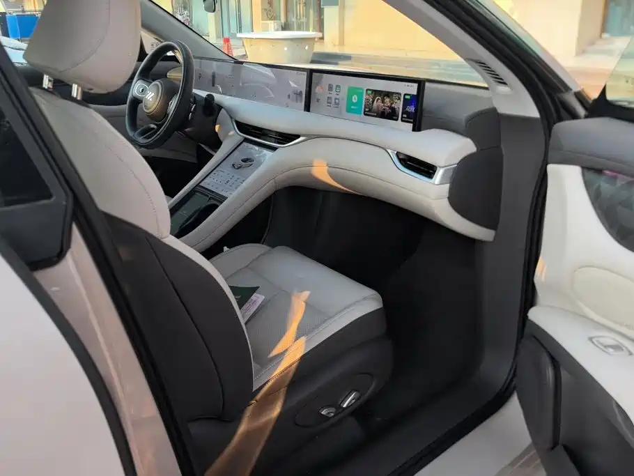 Zhiji LS6 2023 Max Super Performance Edition купить на сайте DeffCars