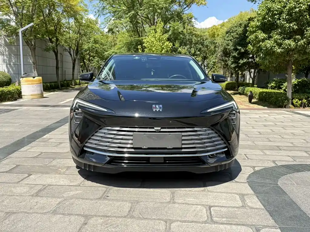LaCrosse 2023 28T Yuezun Edition купить на сайте DeffCars