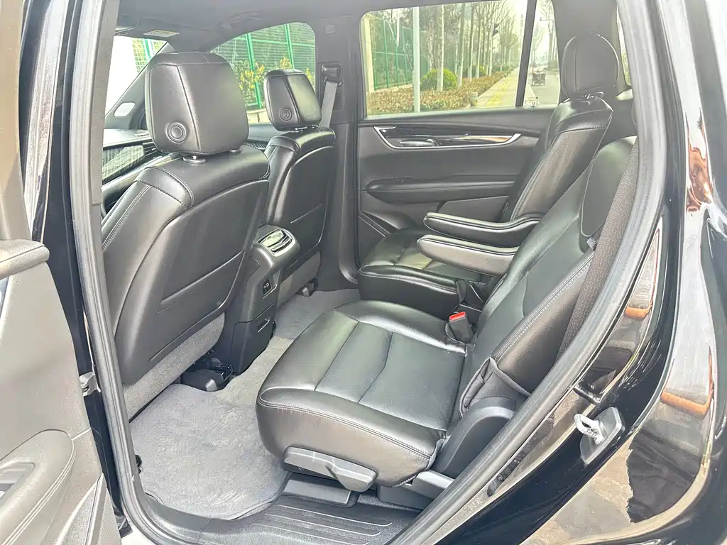 Cadillac XT6 2022 2.0T six-seat four-wheel drive luxury model купить на сайте DeffCars