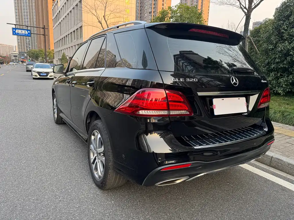 Mercedes-Benz GLE 2017 GLE 320 4MATIC Dynamic купить на сайте DeffCars