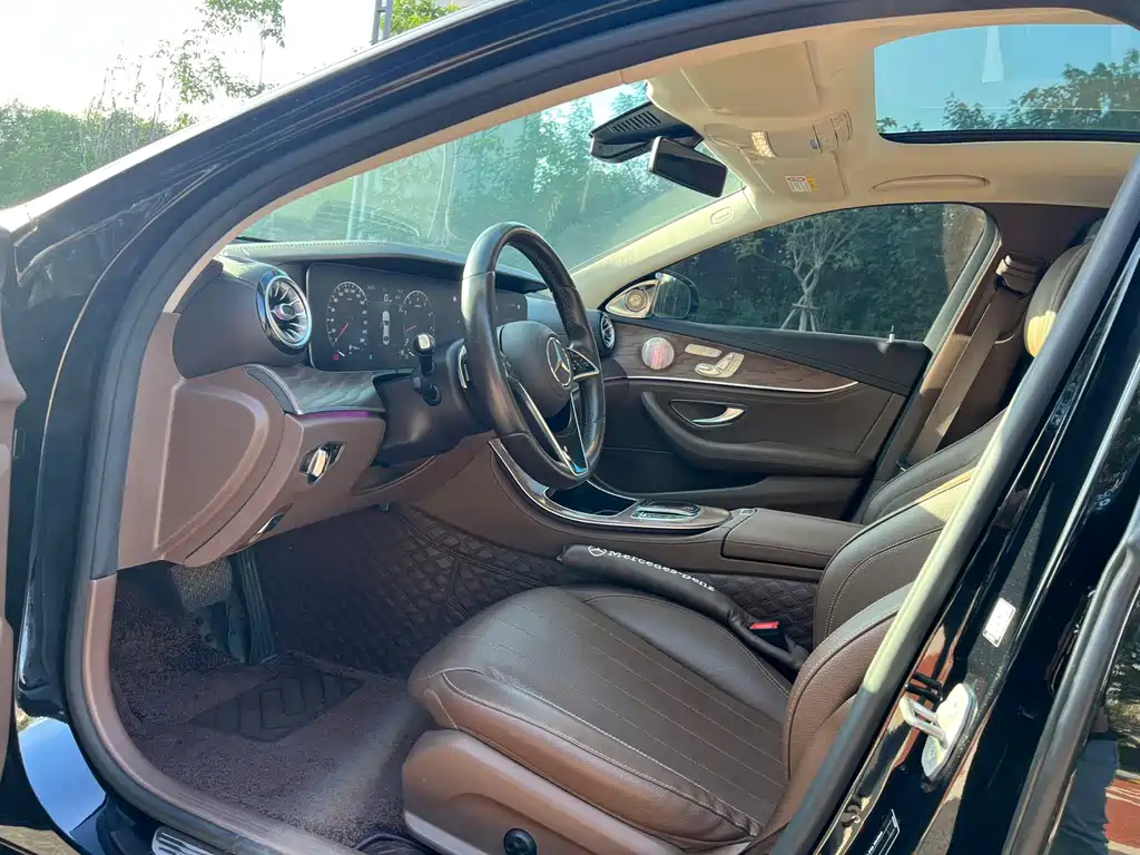 Mercedes-Benz E-Class 2022 E 300 L Luxury Model купить на сайте DeffCars