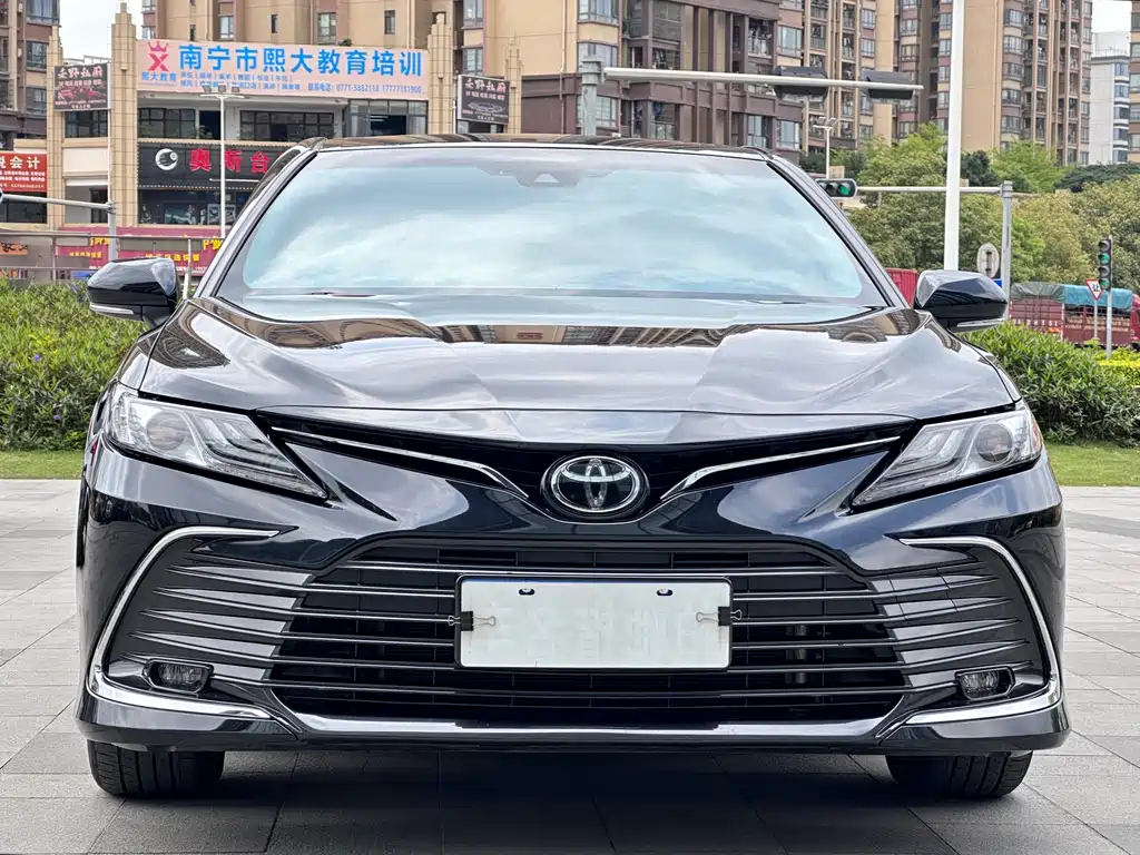 Camry 2021 2.0G Deluxe Edition купить на сайте DeffCars