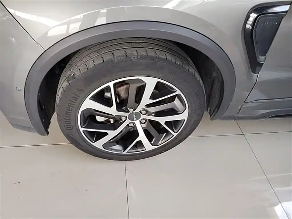 Lynk & Co 01 2021 2.0TD four-wheel drive Halo купить на сайте DeffCars