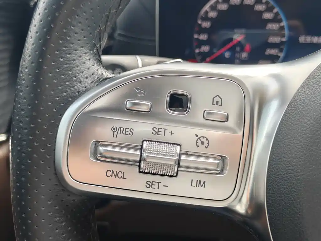 Mercedes-Benz E-Class 2019 E 300 L Sports Luxury купить на сайте DeffCars