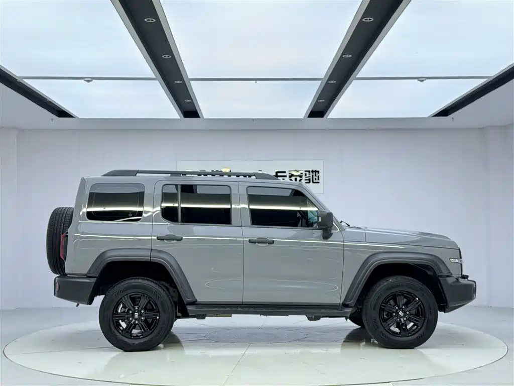 Tank 300 2023 Off-Road Version 2.0T Conqueror купить на сайте DeffCars