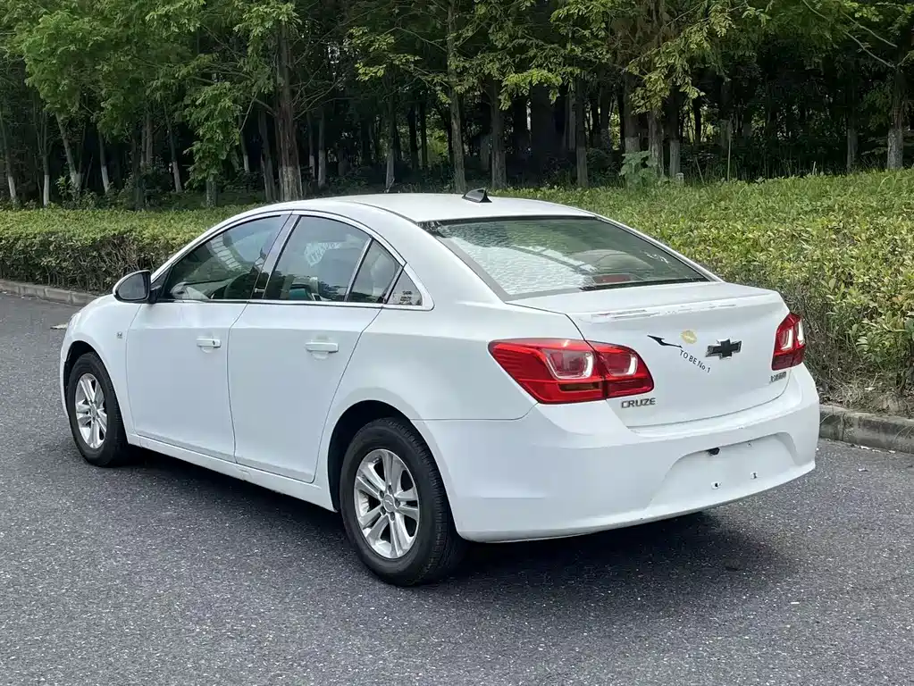 Cruze 2015 1.5L Classic SL MT купить на сайте DeffCars