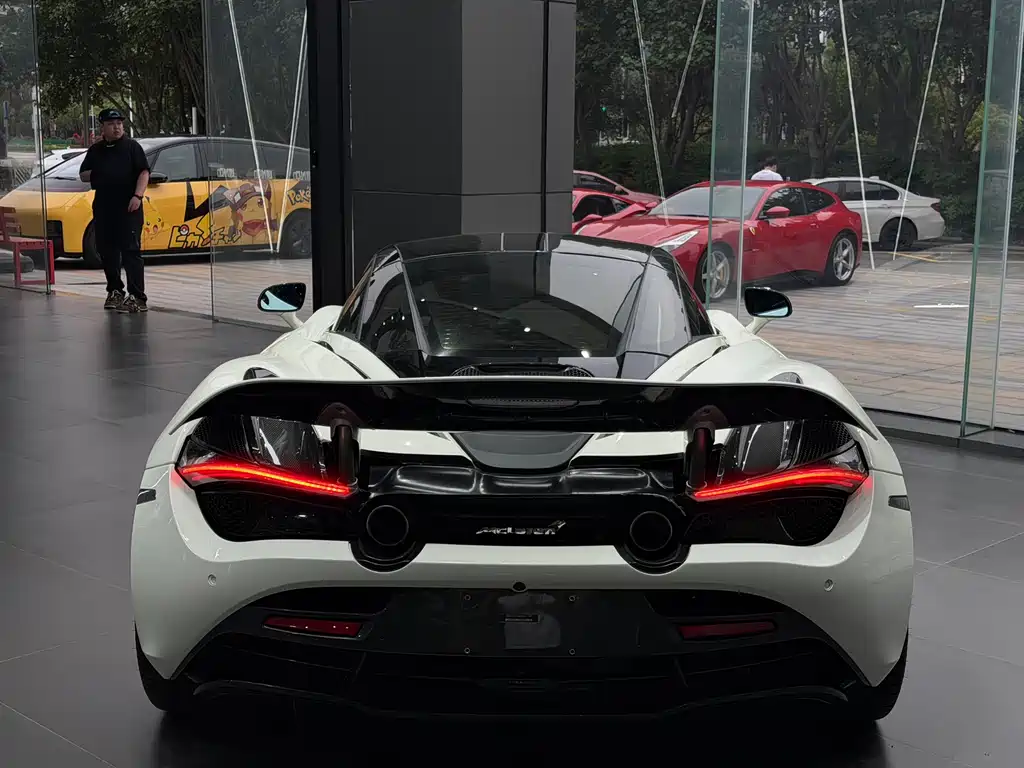 McLaren 720S 2019 4.0T Coupe купить на сайте DeffCars
