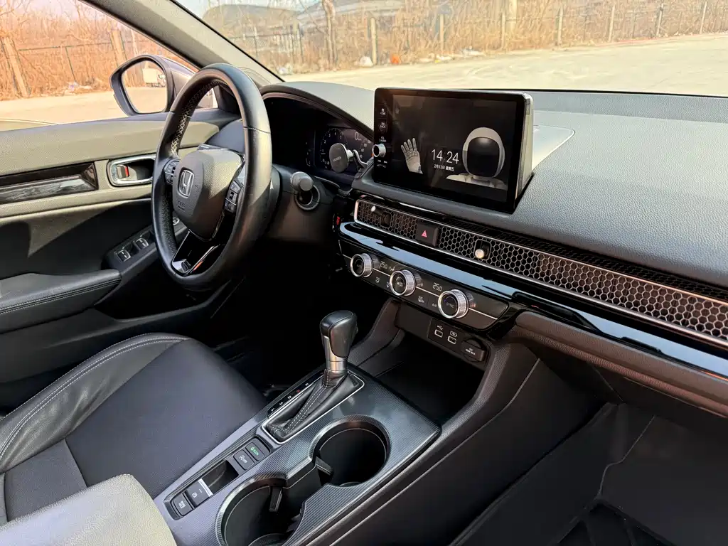 Civic 2022 240TURBO CVT Dynamic Edition купить на сайте DeffCars