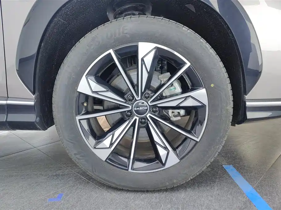 Roewe RX5 New Energy 2023 eRX5 Super Hybrid Superior Edition купить на сайте DeffCars