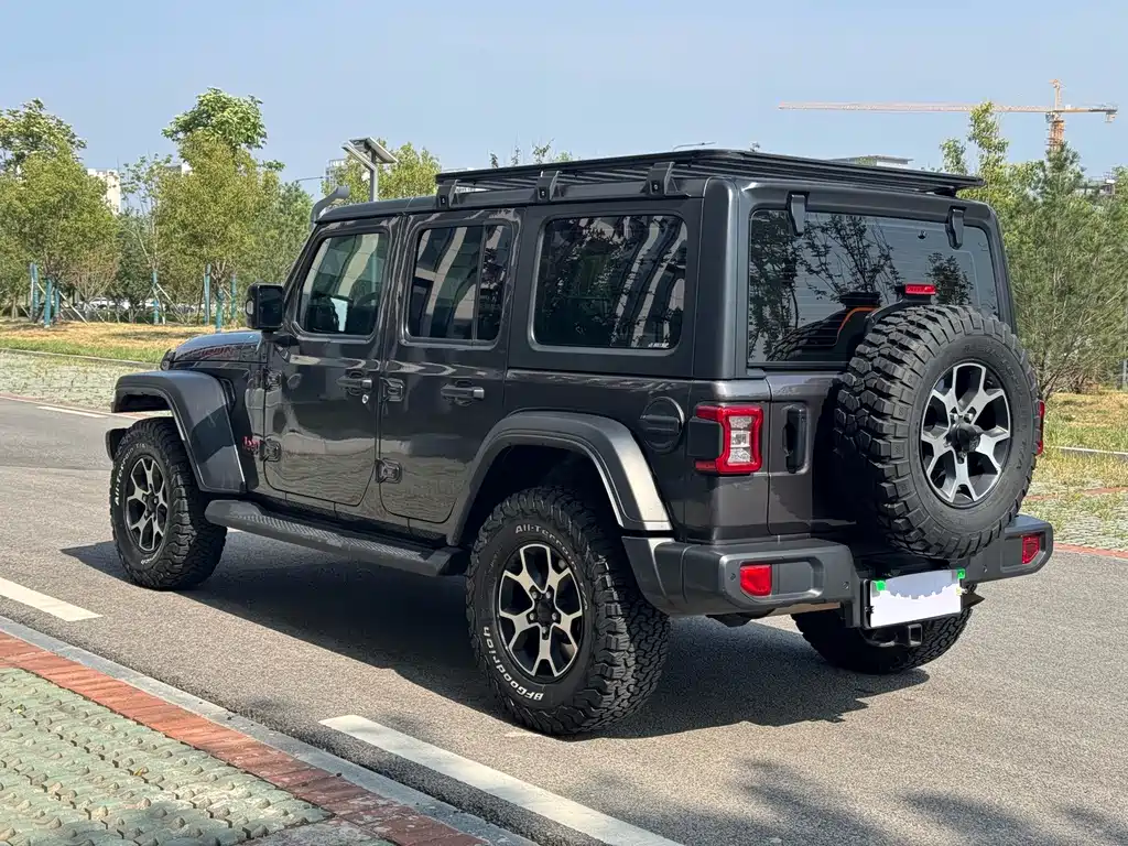 Wrangler 2021 2.0T Robin Hood Four-Door Edition купить на сайте DeffCars