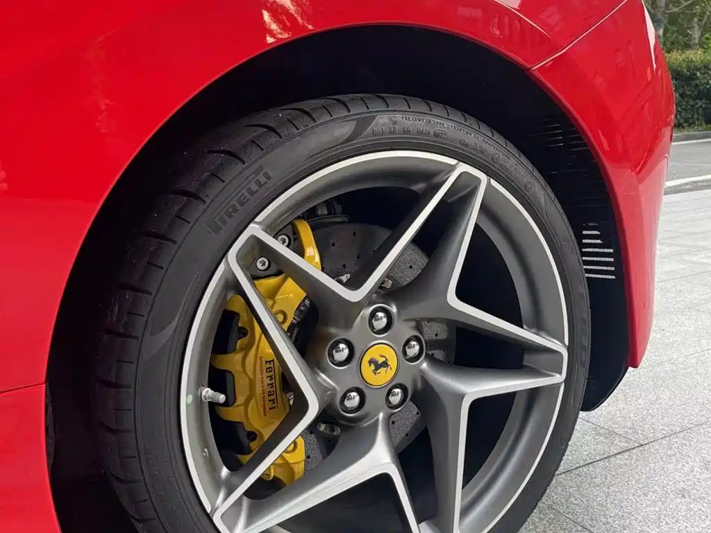 Ferrari F8 2019 Tributo 3.9T V8 купить на сайте DeffCars