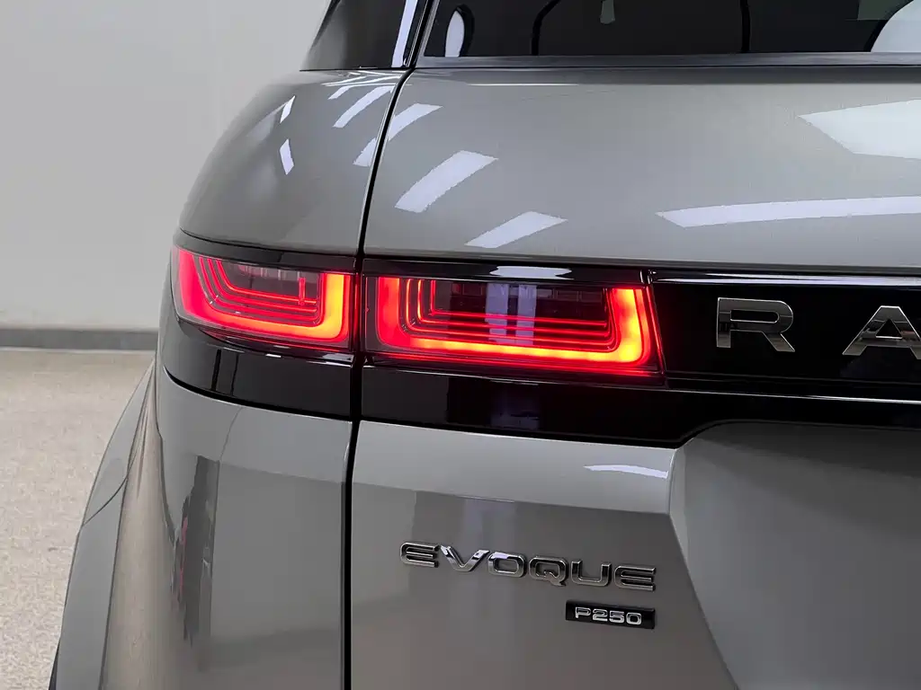 Range Rover Evoque 2021 Evoque L 249PS R-Dynamic HSE Luxury Edition купить на сайте DeffCars