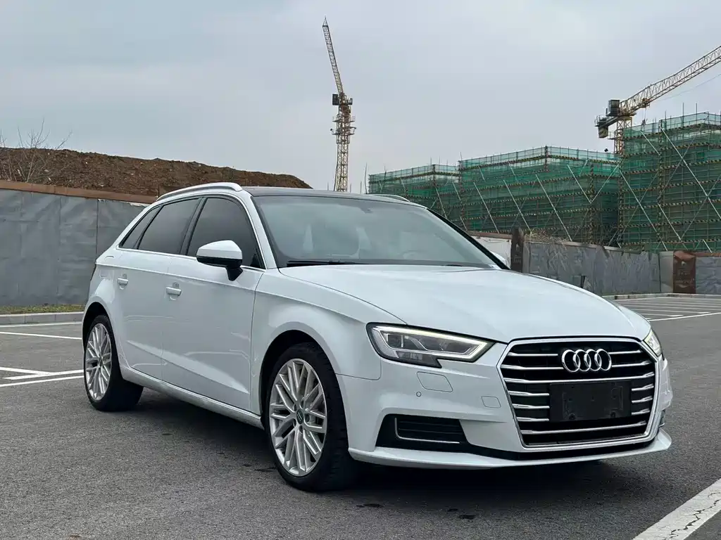 Audi A3 2019 Sportback 35 TFSI Fashion Type National VI купить на сайте DeffCars