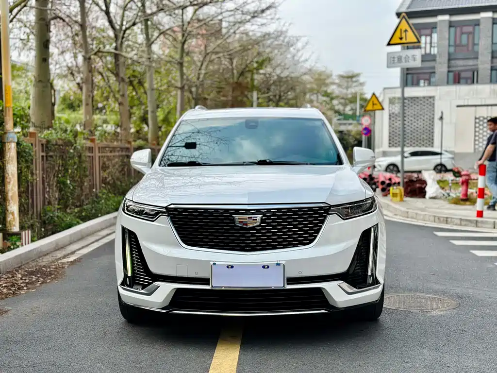 Cadillac XT6 2020 facelift 28T six-seat four-wheel drive luxury model купить на сайте DeffCars