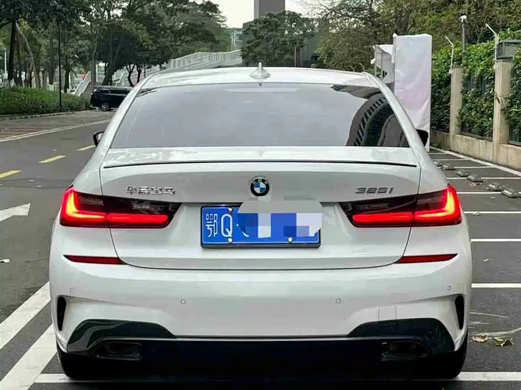 BMW 3 Series 2021 325i M Sports Night Package купить на сайте DeffCars