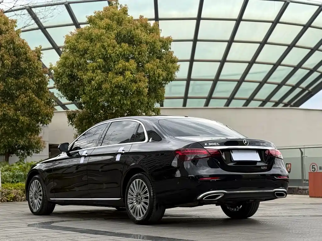 Mercedes-Benz E-Class 2023 E 300 L Fashion купить на сайте DeffCars