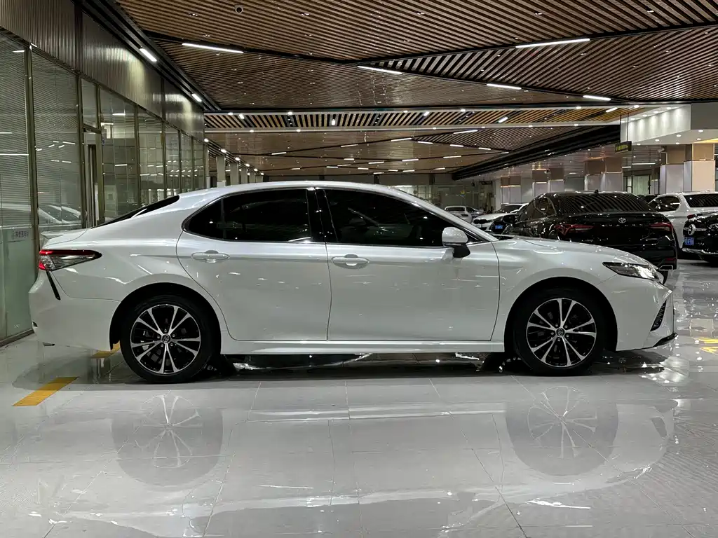 Camry 2019 2.0S Advanced Edition National VI купить на сайте DeffCars