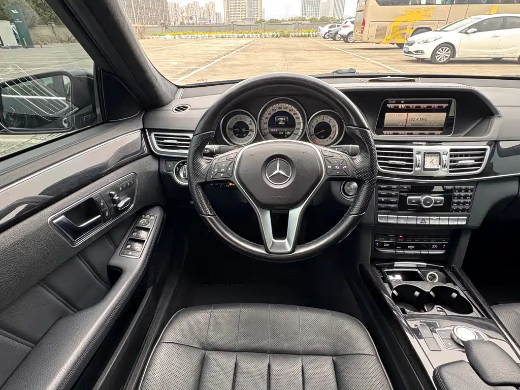 Mercedes-Benz E-Class 2015 E 320 L Sports Luxury купить на сайте DeffCars