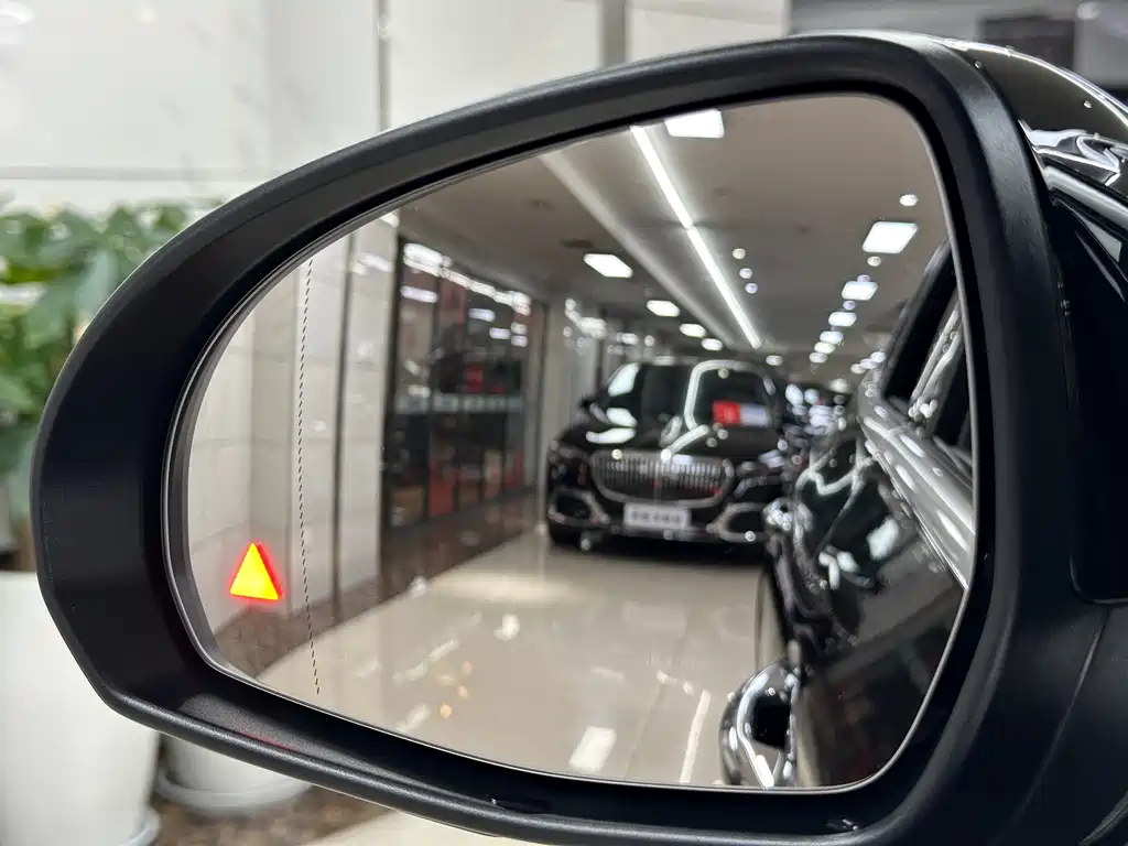 Mercedes-Benz GLC 2024 GLC 260 L 4MATIC luxury model 5 seats купить на сайте DeffCars
