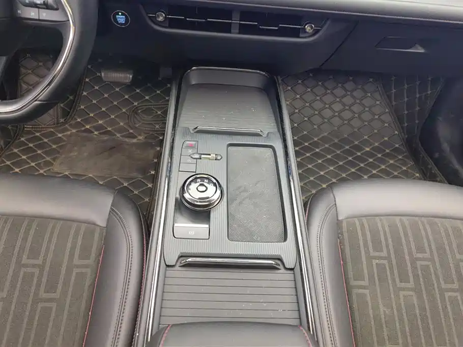 Mondeo 2022 facelift EcoBoost 245 luxury model купить на сайте DeffCars
