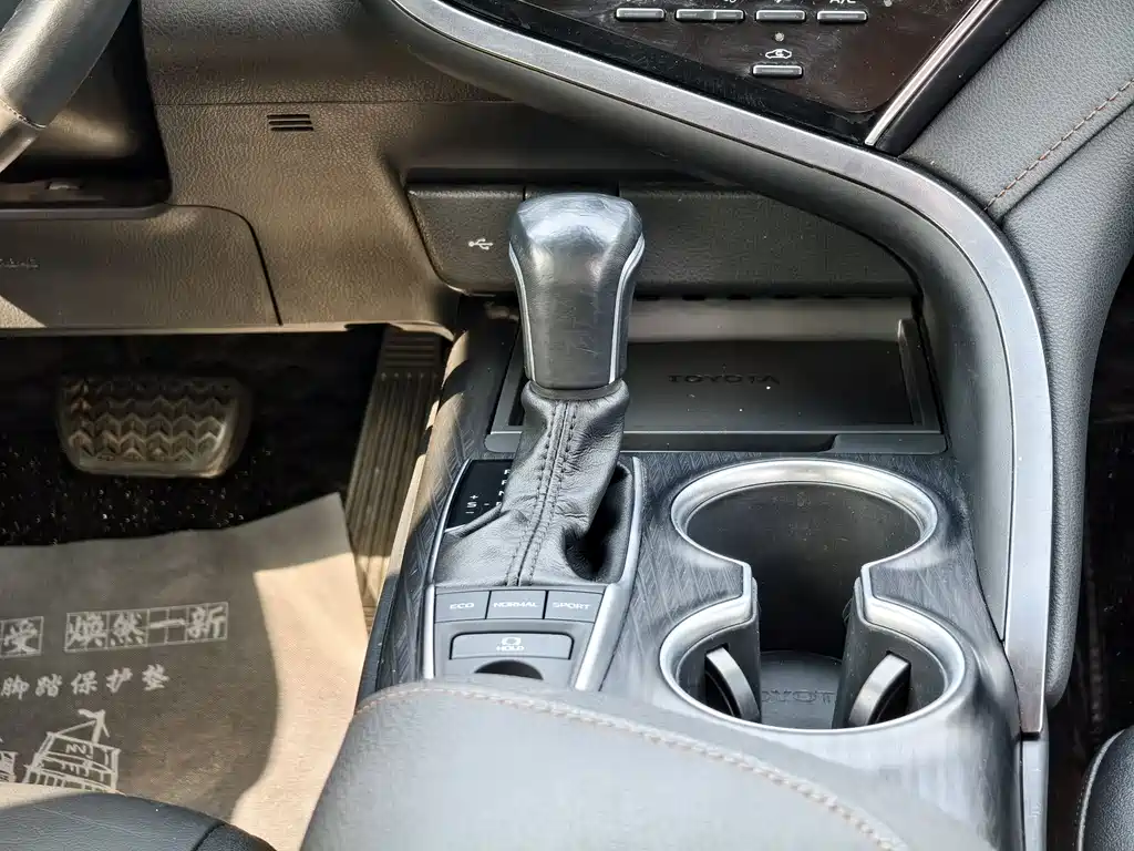 Camry 2021 2.5G Deluxe Edition купить на сайте DeffCars