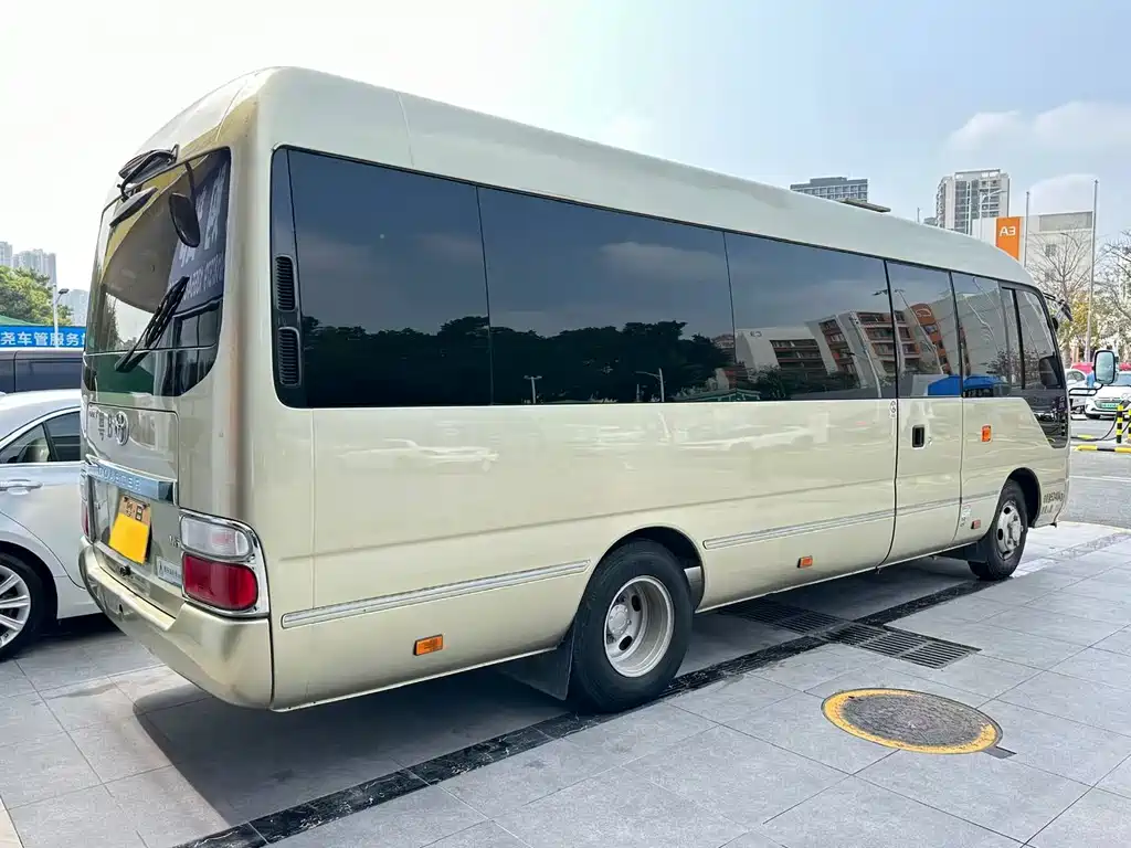Costa 2015 4.0L premium car GRB53L-ZCMSK 20-seat special edition купить на сайте DeffCars