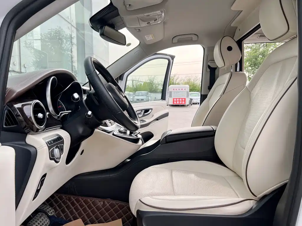Mercedes-Benz V-Class 2018 V 260 L Premium Extended Edition National VI купить на сайте DeffCars