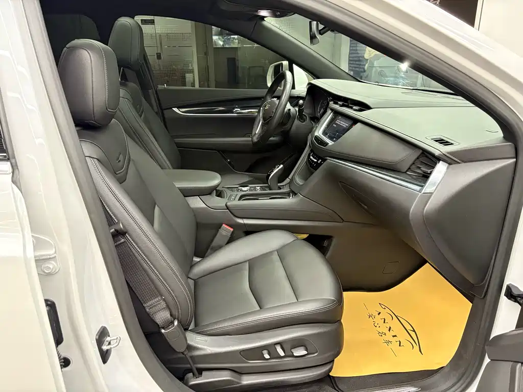 Cadillac XT5 2020 28T luxury model купить на сайте DeffCars