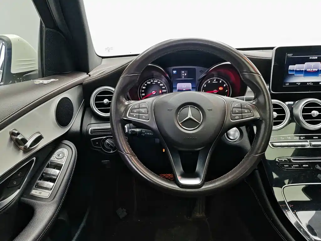 Mercedes-Benz GLC 2016 GLC 200 4MATIC купить на сайте DeffCars