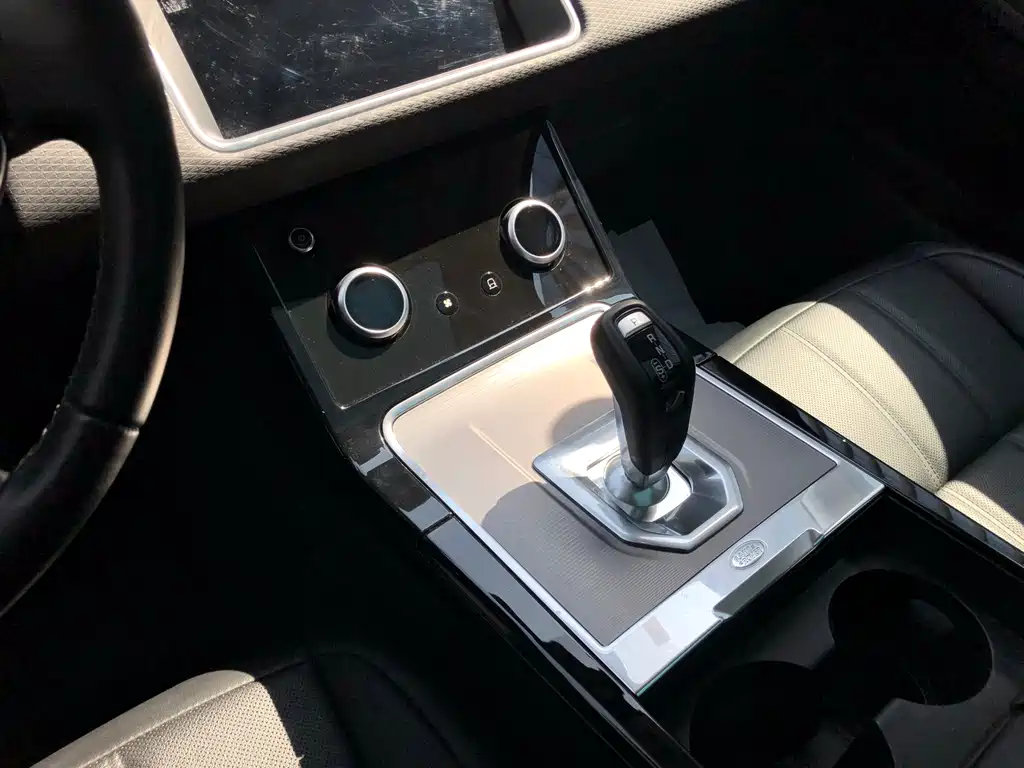 Range Rover Evoque 2020 249PS Youth Edition купить на сайте DeffCars