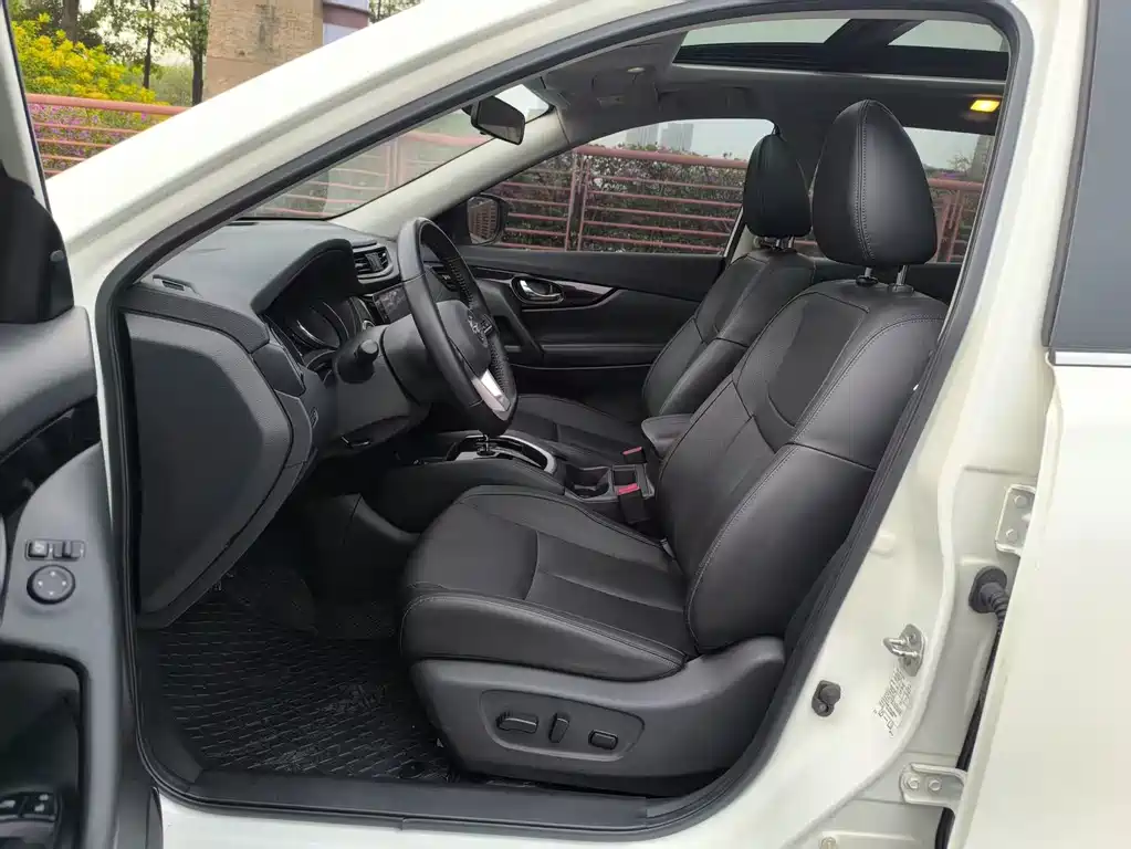 X-Trail 2023 Classic 2.0L 2WD Intelligent Link Premium Edition купить на сайте DeffCars