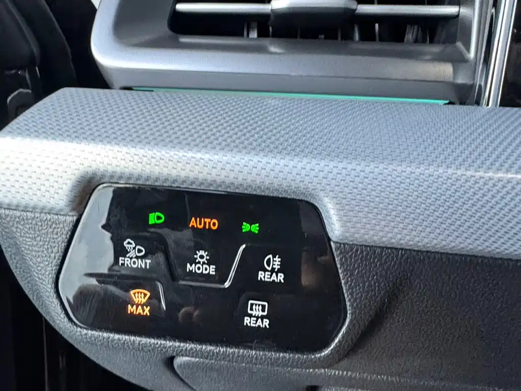 Lingdu 2022 Lingdu L 280TSI DSG Hot Edition купить на сайте DeffCars