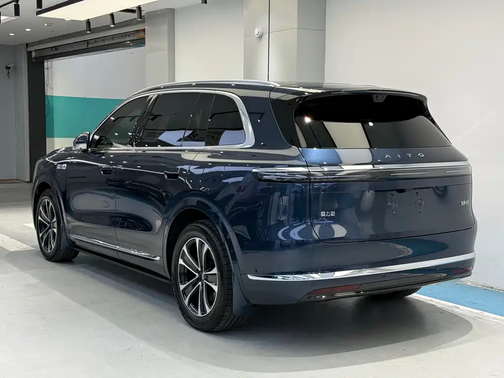 Wenjie M7 2026 extended range Max four-wheel drive version 6 seats купить на сайте DeffCars