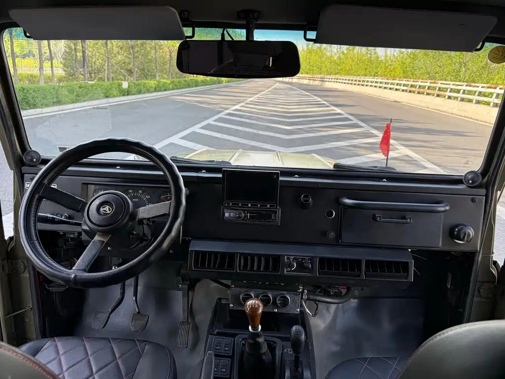 212 Classic 2019 1.5T Square Door National VI купить на сайте DeffCars