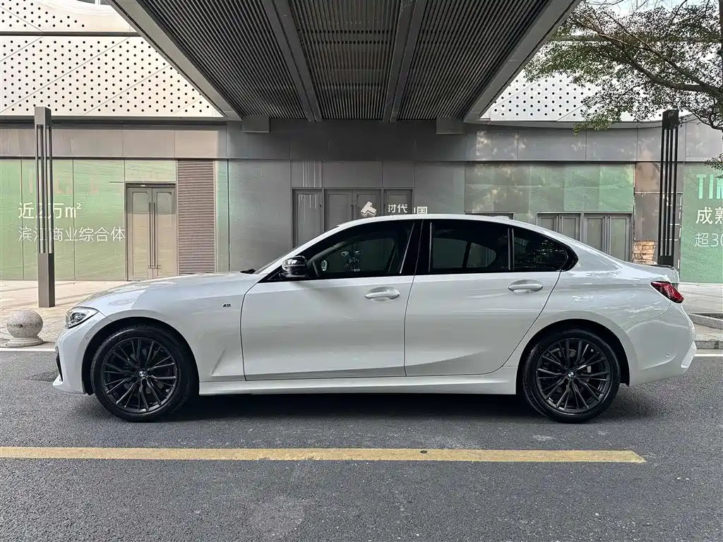 BMW 3 Series 2020 325i M Sports Night Package купить на сайте DeffCars