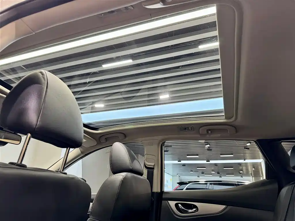 Qashqai 2022 2.0L CVT XV Prem Deluxe Edition купить на сайте DeffCars