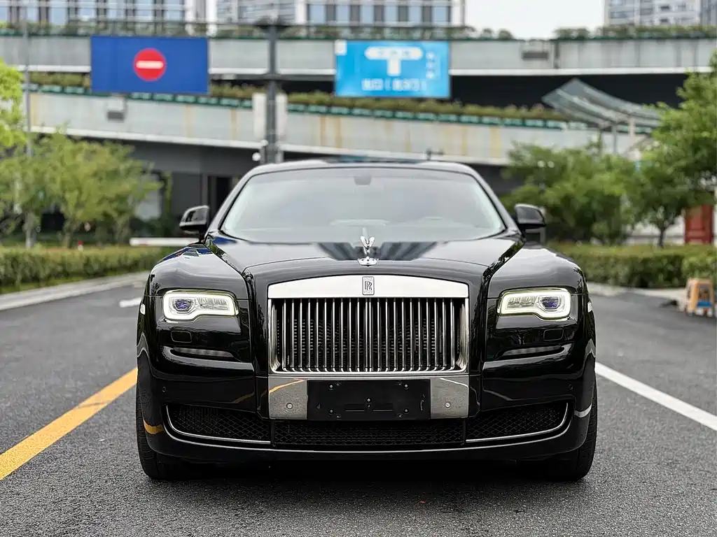 Ghost 2015 Series II Extended Edition купить на сайте DeffCars