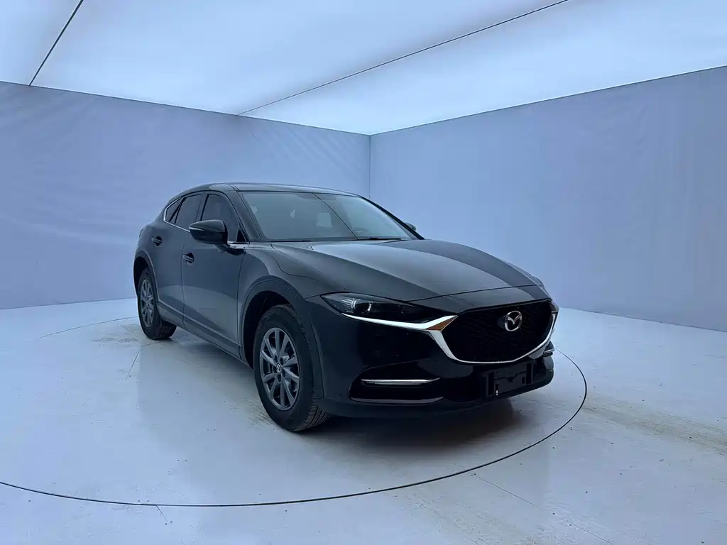 Mazda CX-4 2021 2.0L automatic two-wheel drive Blue Sky Vitality Edition купить на сайте DeffCars