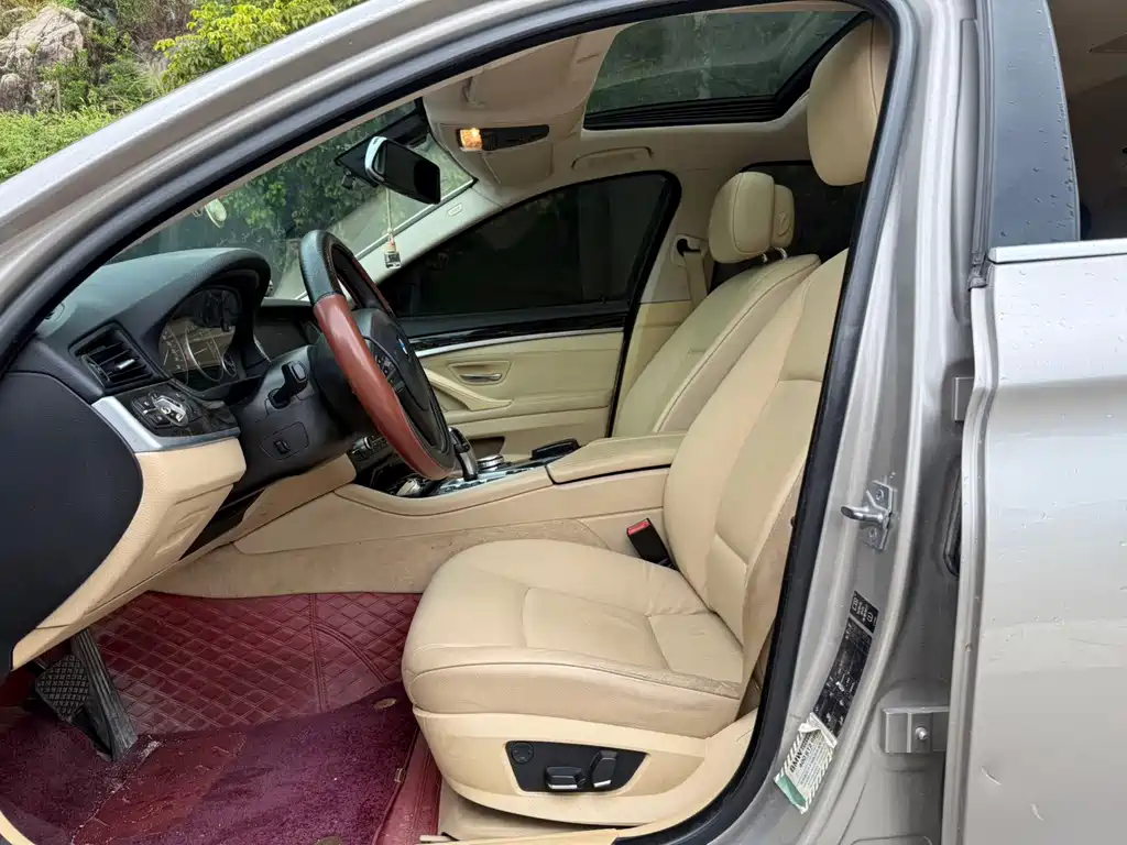 BMW 5 Series 2013 525Li Leading купить на сайте DeffCars