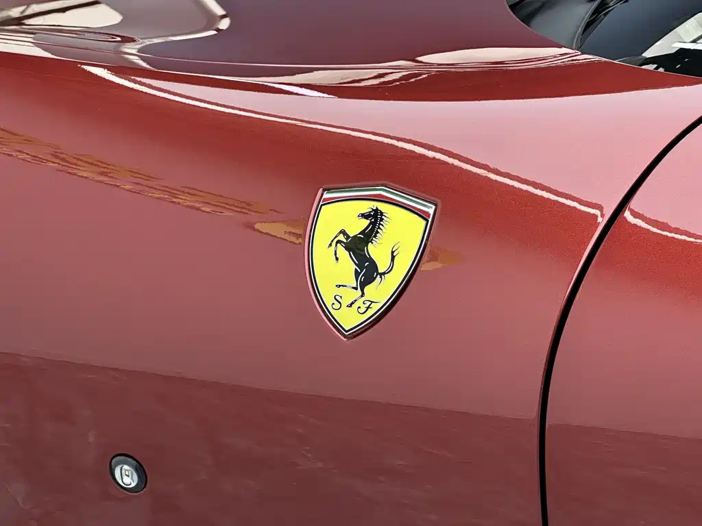 Roma 2020 3.9T V8 купить на сайте DeffCars