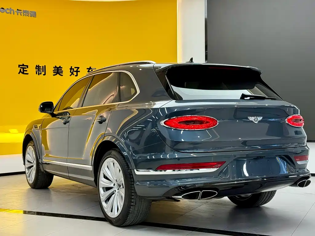 Bentayga 2021 4.0T V8 купить на сайте DeffCars