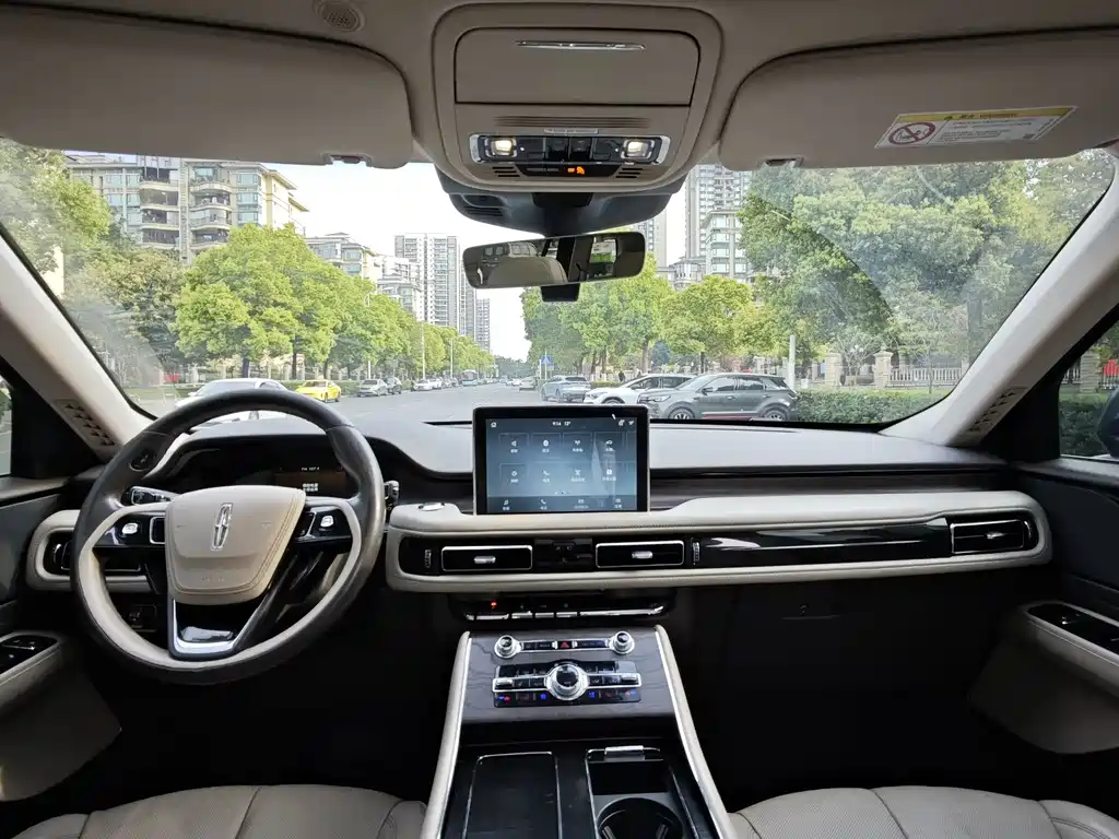 Aviator imported 2020 3.0T V6 all-wheel drive exclusive version купить на сайте DeffCars