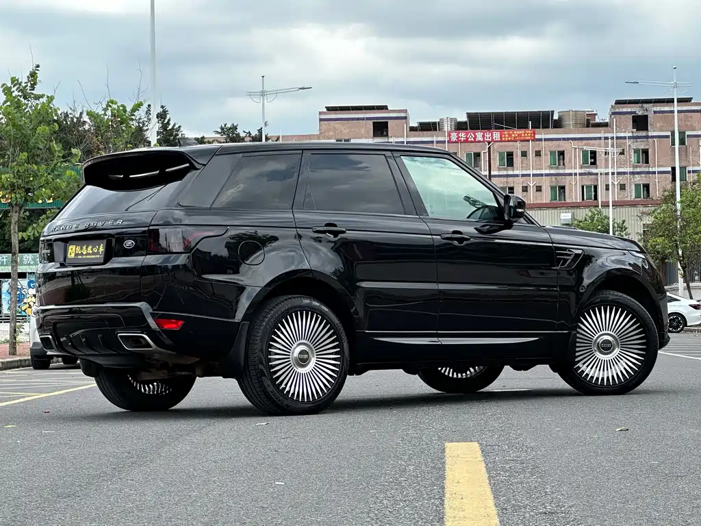 Range Rover Sport 2020 3.0 L6 HSE DYNAMIC купить на сайте DeffCars