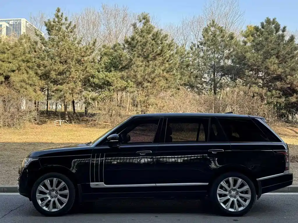 Range Rover 2017 3.0 SC V6 Vogue Extended Edition купить на сайте DeffCars