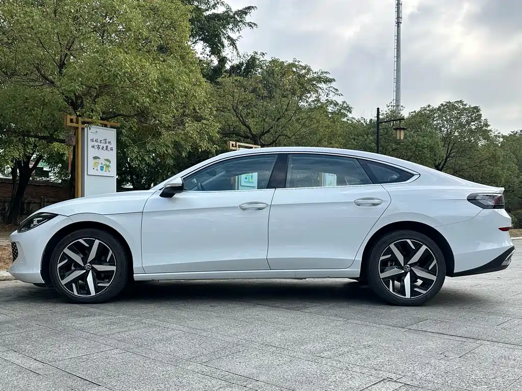 Lingdu 2025 Lingdu L 280TSI DSG Hot Edition купить на сайте DeffCars