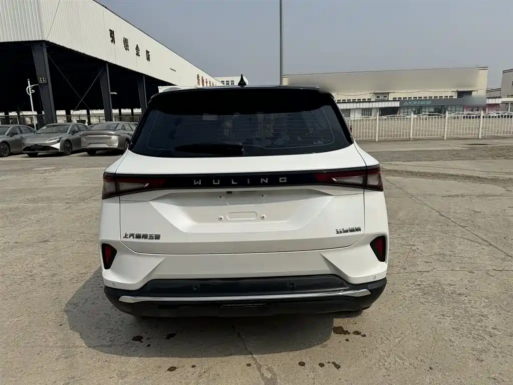 Wuling Xingchen 2021 1.5T CVT Xingyao Edition купить на сайте DeffCars