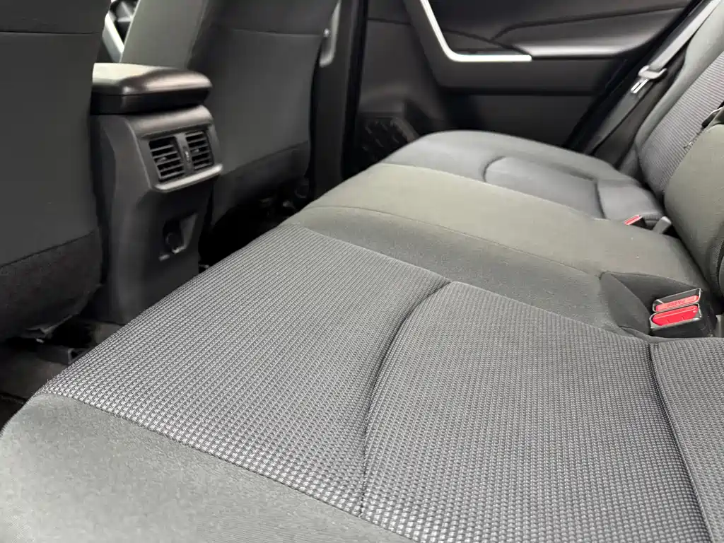 RAV4 Rongfang 2022 2.0L CVT two-wheel drive urban version купить на сайте DeffCars