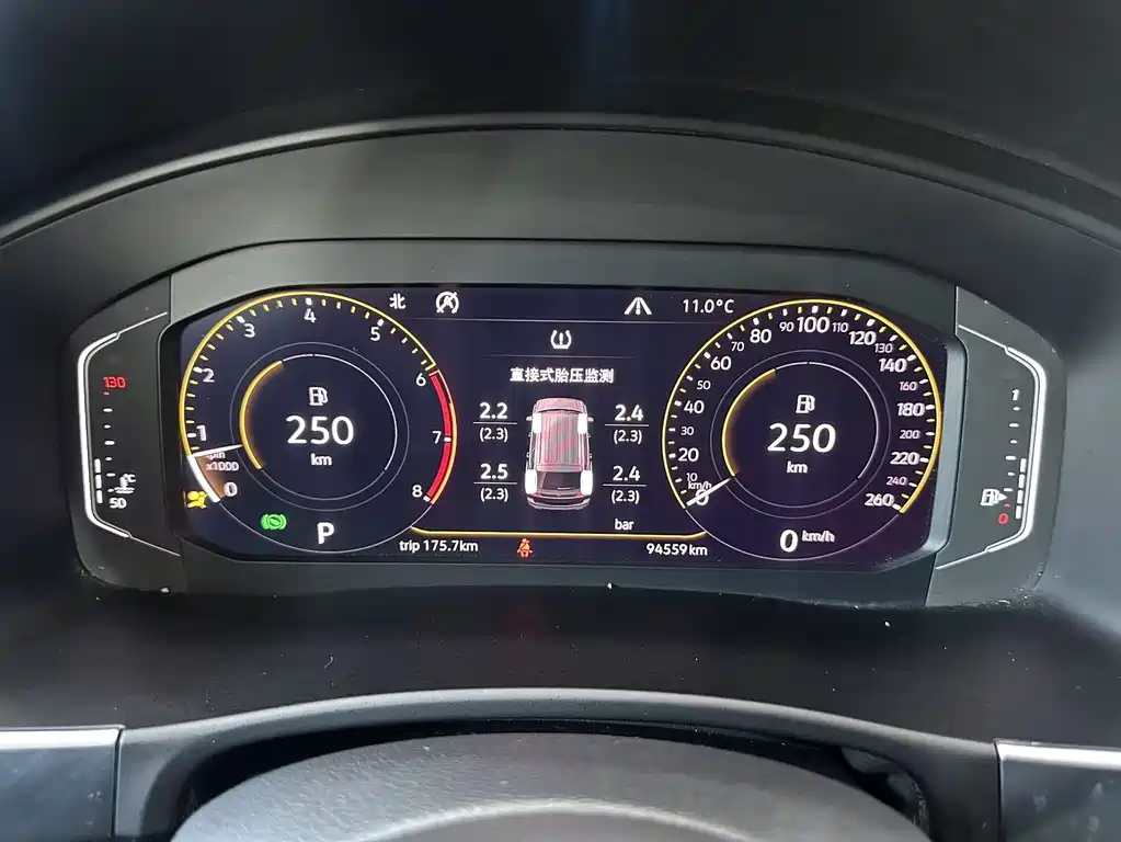 Touron 2020 380TSI four-wheel drive luxury version National VI купить на сайте DeffCars