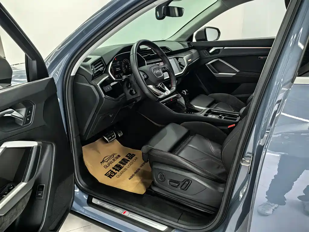 Audi Q3 Sportback 2022 40 TFSI RS Kit Burning Speed ​​Type купить на сайте DeffCars
